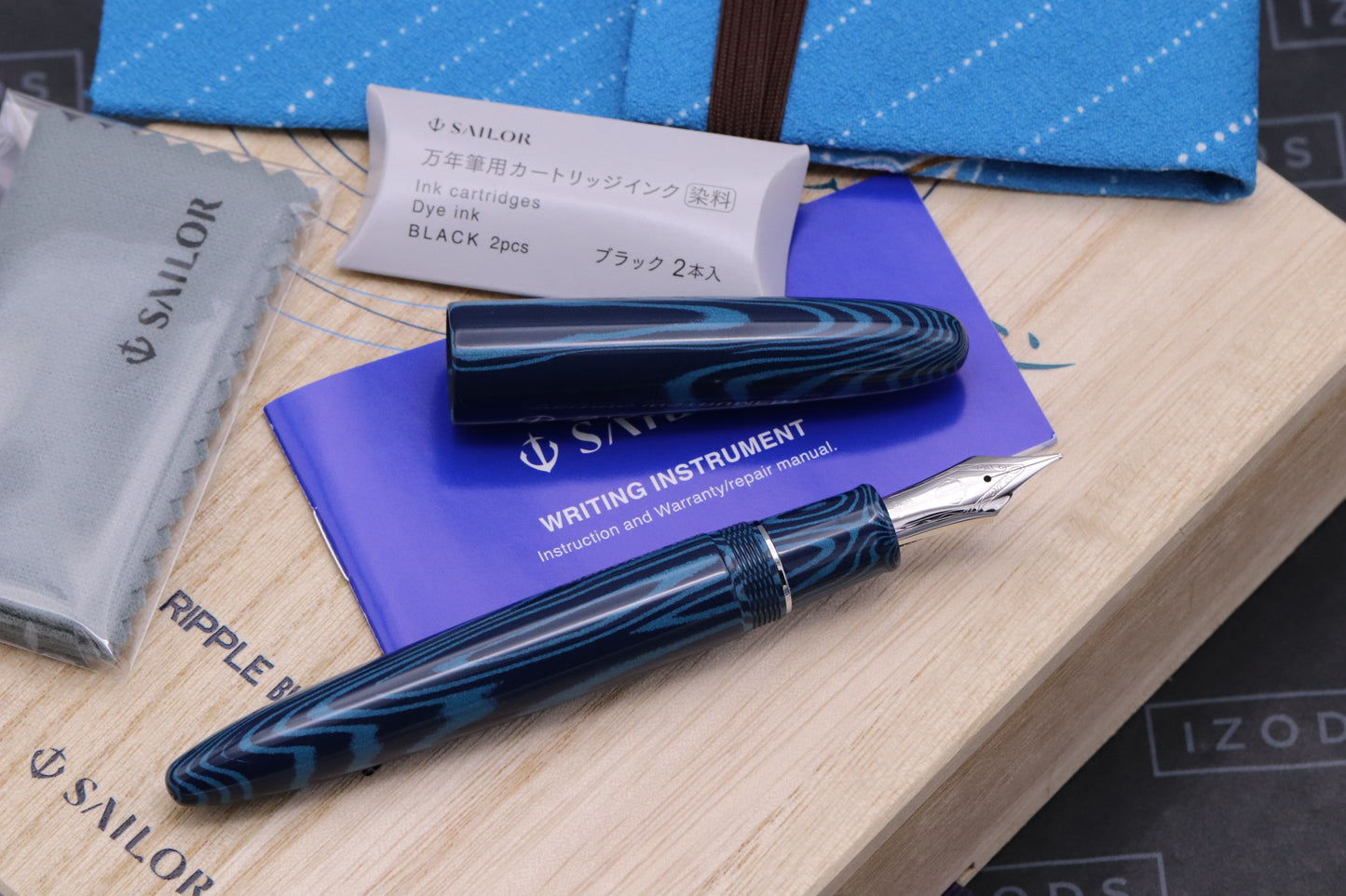 Sailor King of Pen Blue Ripple Ebonite LE88 Fountain Pen - Broad Nib