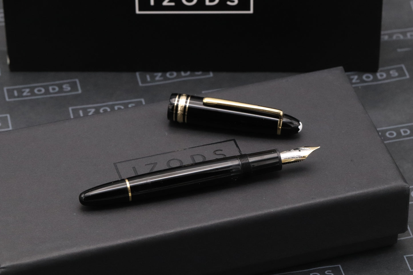 Montblanc Meisterstuck LeGrand Gold Line Fountain Pen - Fine Nib
