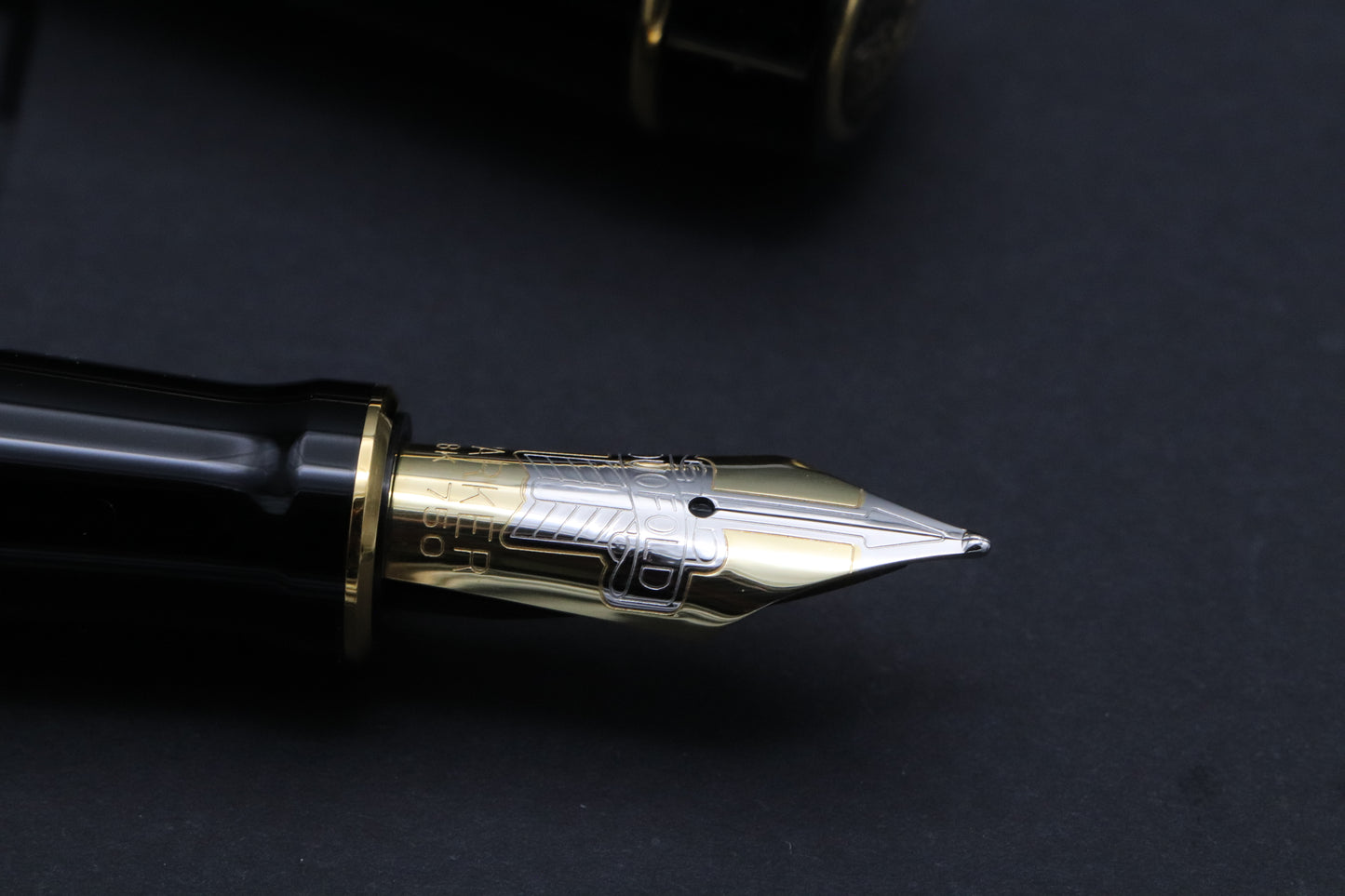 Parker Duofold Centennial Black GT Fountain Pen - MK2 - 1996