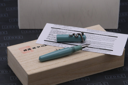 Nakaya Piccolo Writer Ama-iro Fountain Pen with Snake Stopper