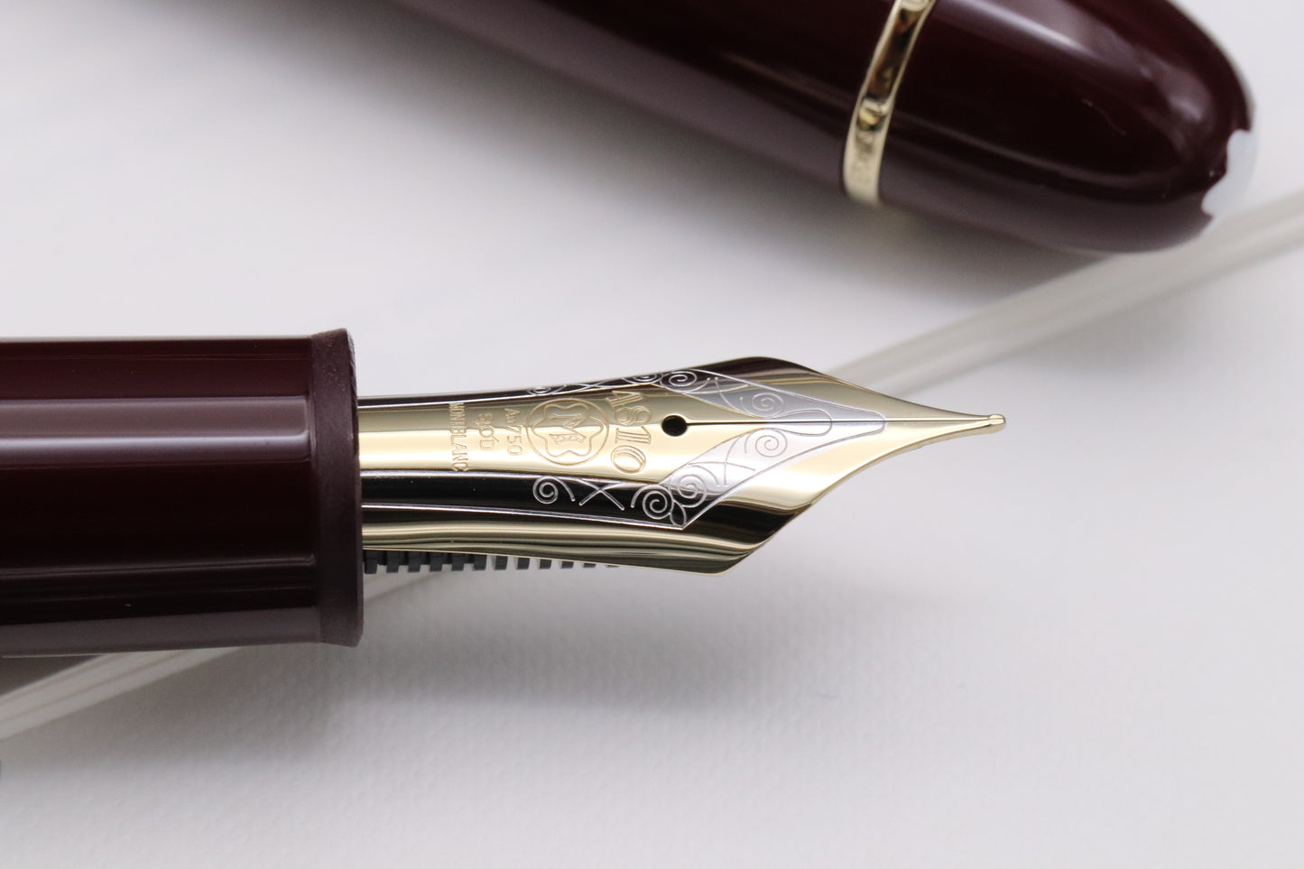 Montblanc Meisterstuck 149 Burgundy 2025 Fountain Pen - EF Nib