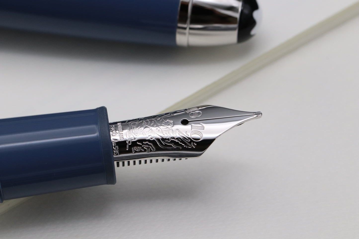 Montblanc Meisterstuck 146 LeGrand Glacier Fountain Pen and Pouch