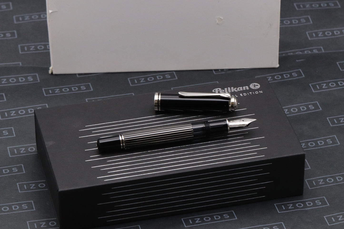 Pelikan Souveran M815 Metal Striped Fountain Pen - BB Nib