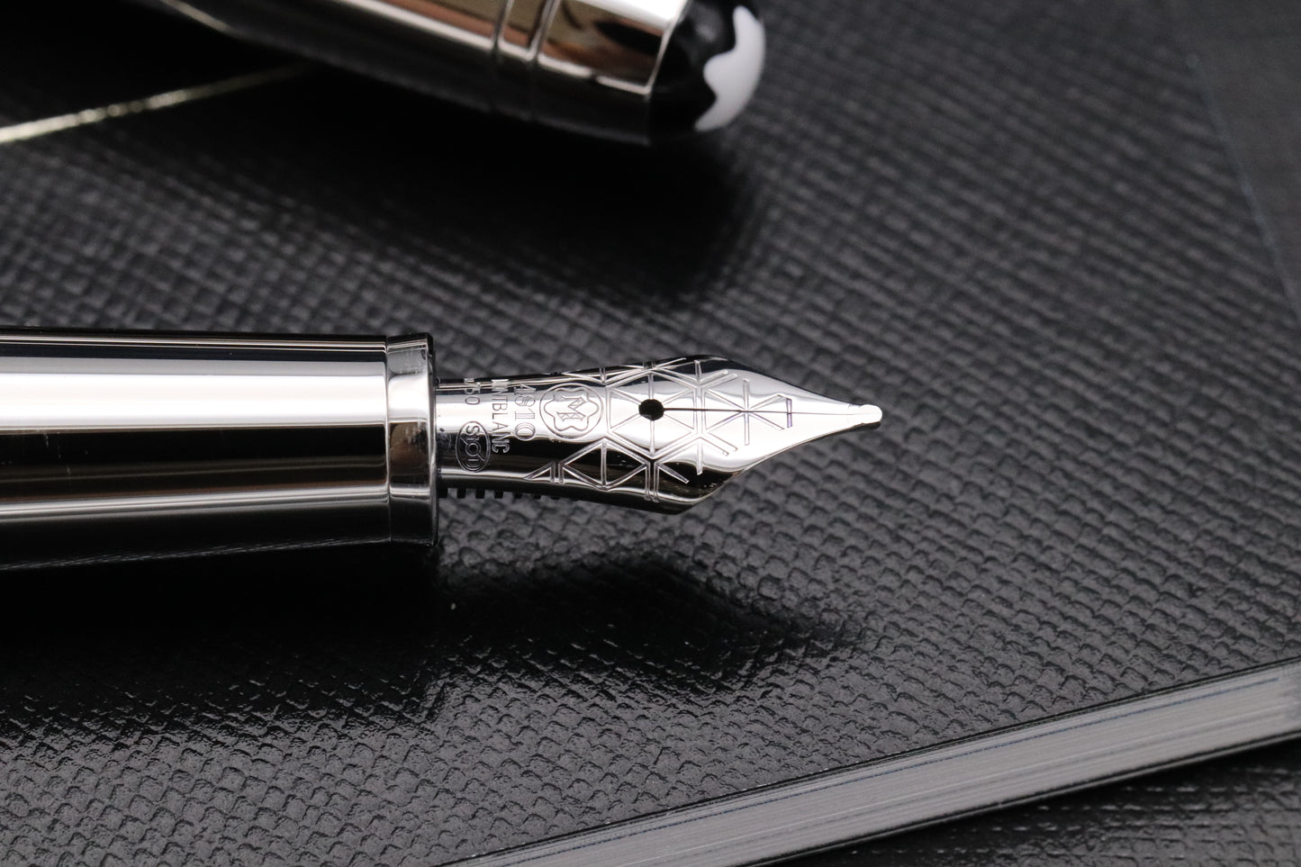Montblanc Meisterstück Classique Blue Hour Doue Fountain Pen
