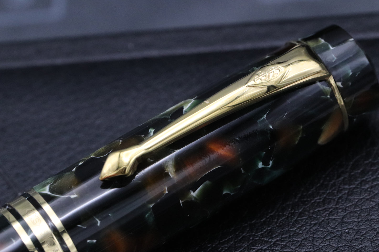 Conway Stewart Belliver Pistachio Fountain Pen - IM Nib