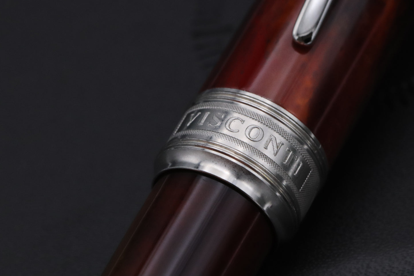Visconti Van gogh Maxi 1st Generation Sandal Brown Fountain Pen - 14k Broad Nib