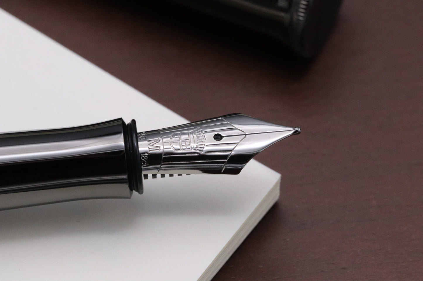 Graf von Faber-Castell Classic Macassar Fountain Pen