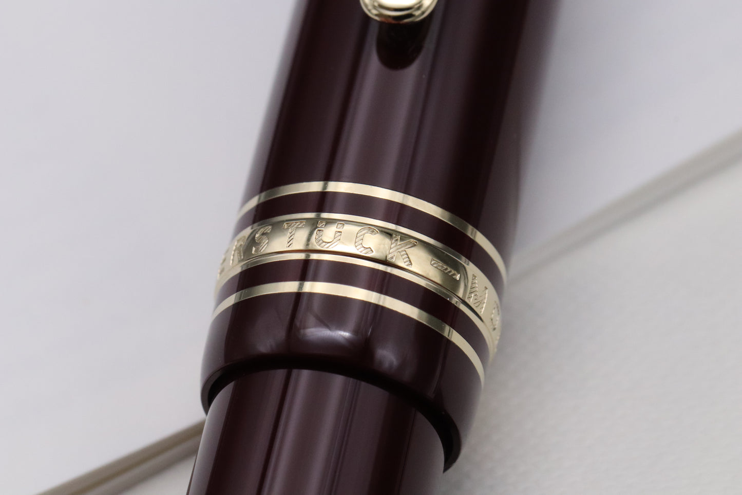 Montblanc Meisterstuck 146 LeGrand Burgundy 2025 Fountain Pen - NEW