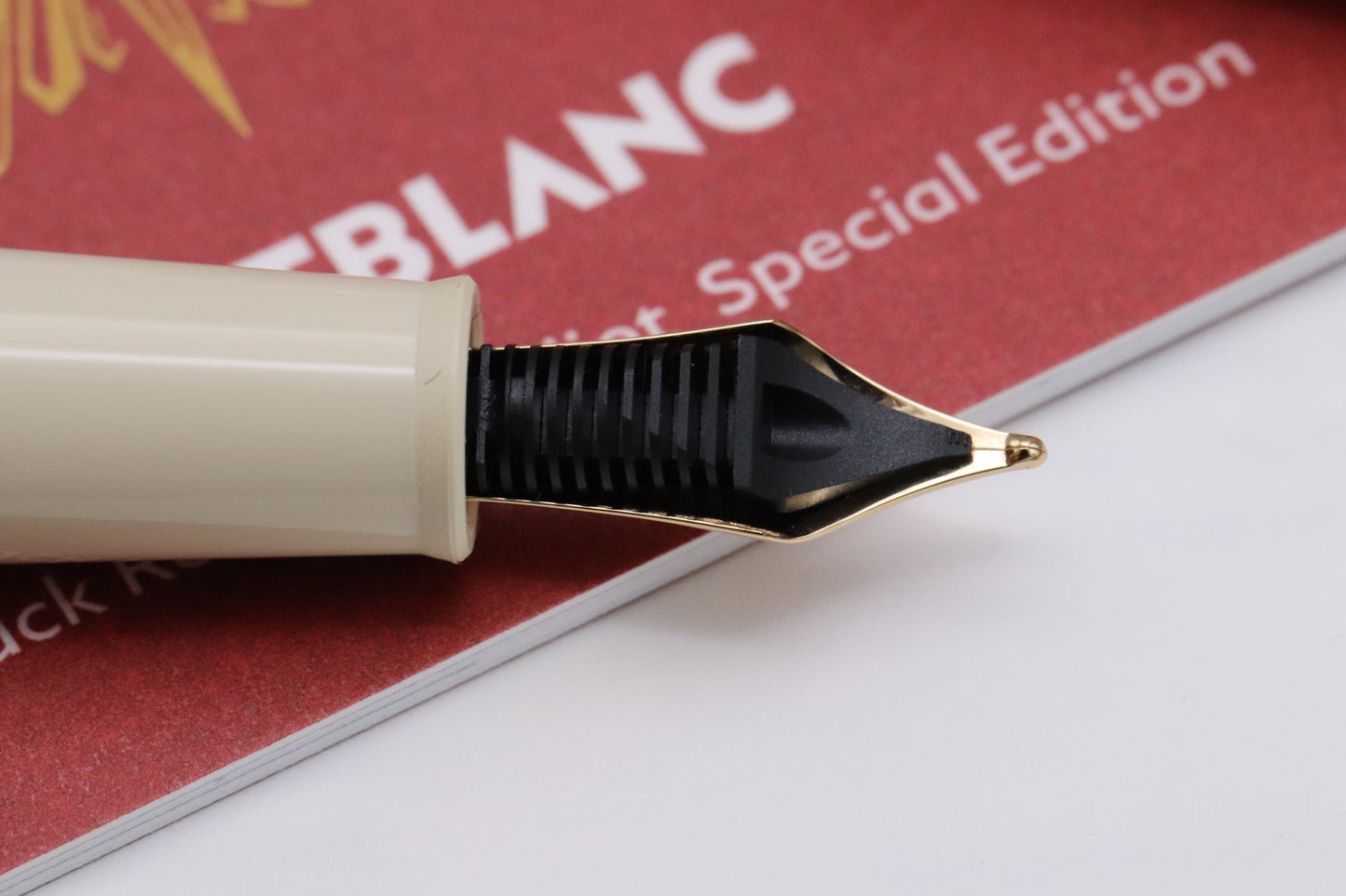 Montblanc Meisterstuck Classique Romeo & Juliet Fountain Pen - NEW