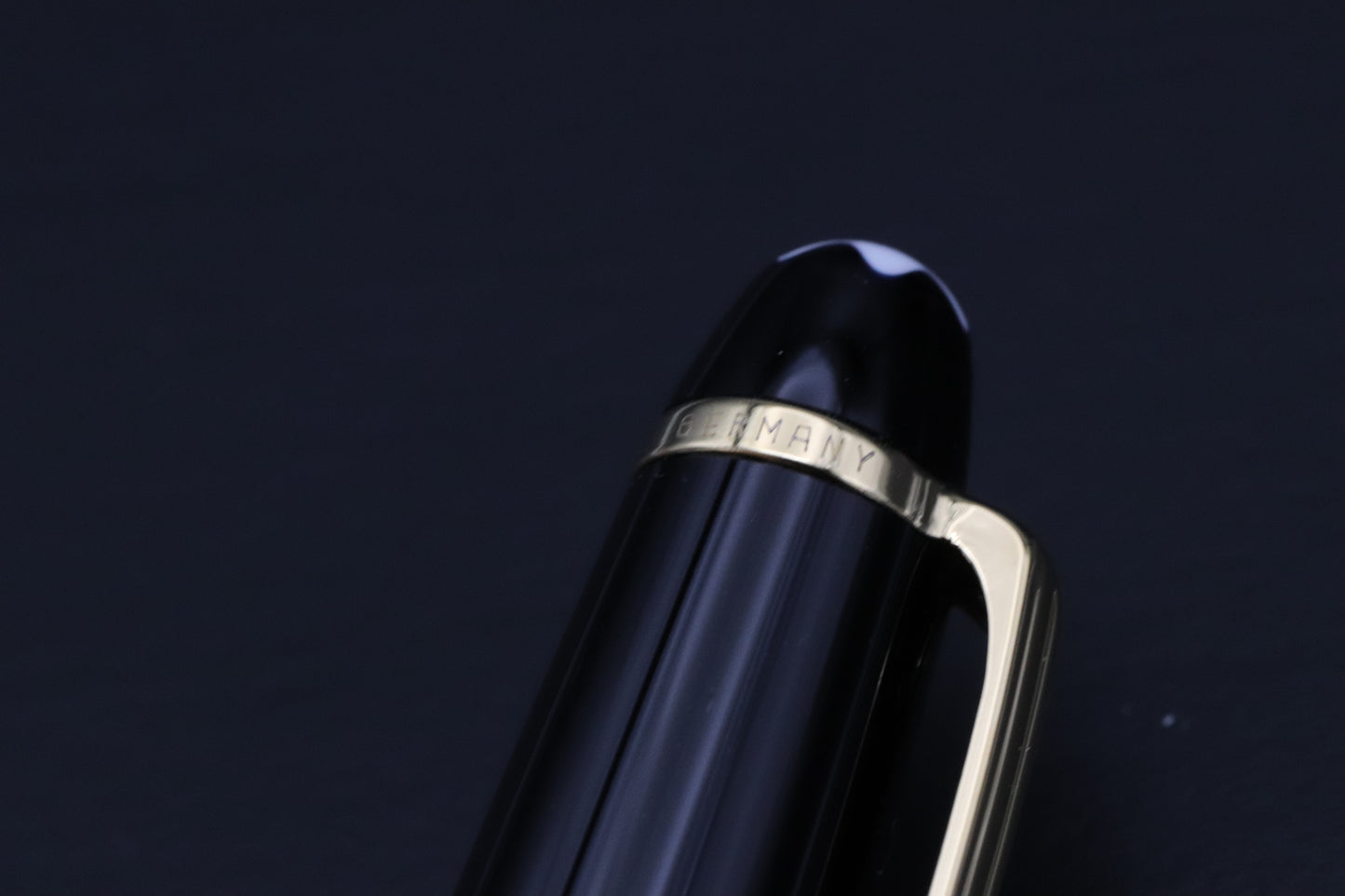 Montblanc Meisterstuck 144 Classique Gold Coated Fountain Pen - Broad Nib