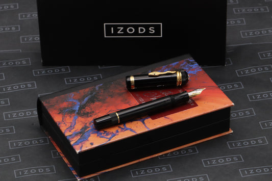 Montblanc Writers Edition Agatha Christie Vermeil Fountain Pen