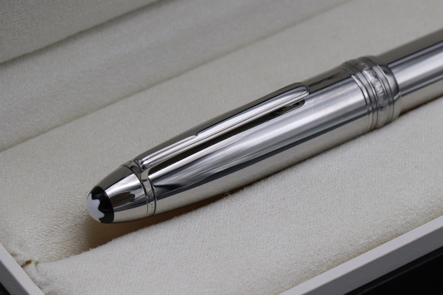 Montblanc Meisterstuck 146 LeGrand Steel Fountain Pen