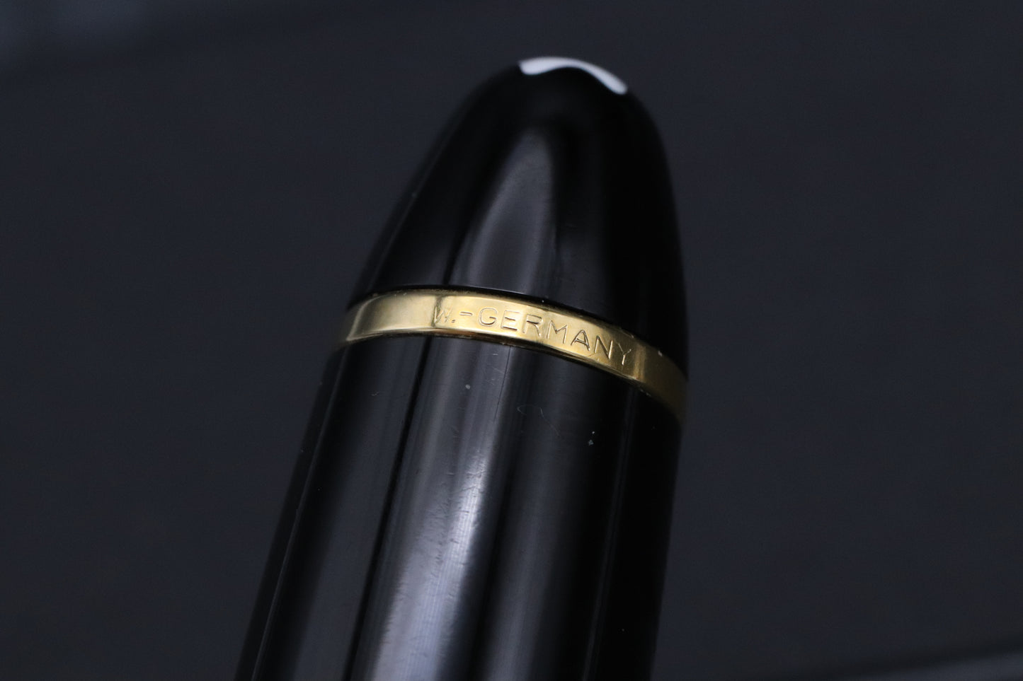 Montblanc Meisterstuck 146 LeGrand Gold Coated Fountain Pen - Monotone Nib