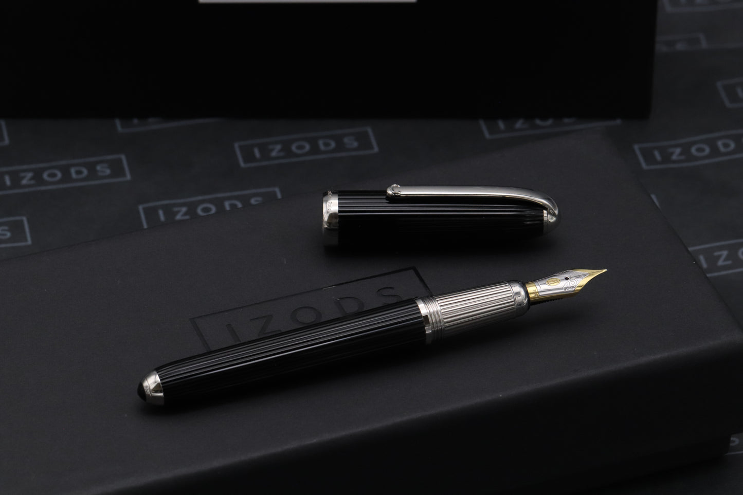 Cartier Louis Cartier Black Godron Fountain Pen