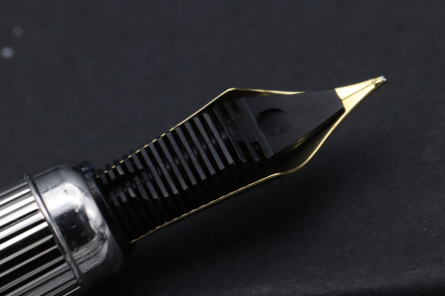 Cartier Louis Cartier Black Godron Fountain Pen