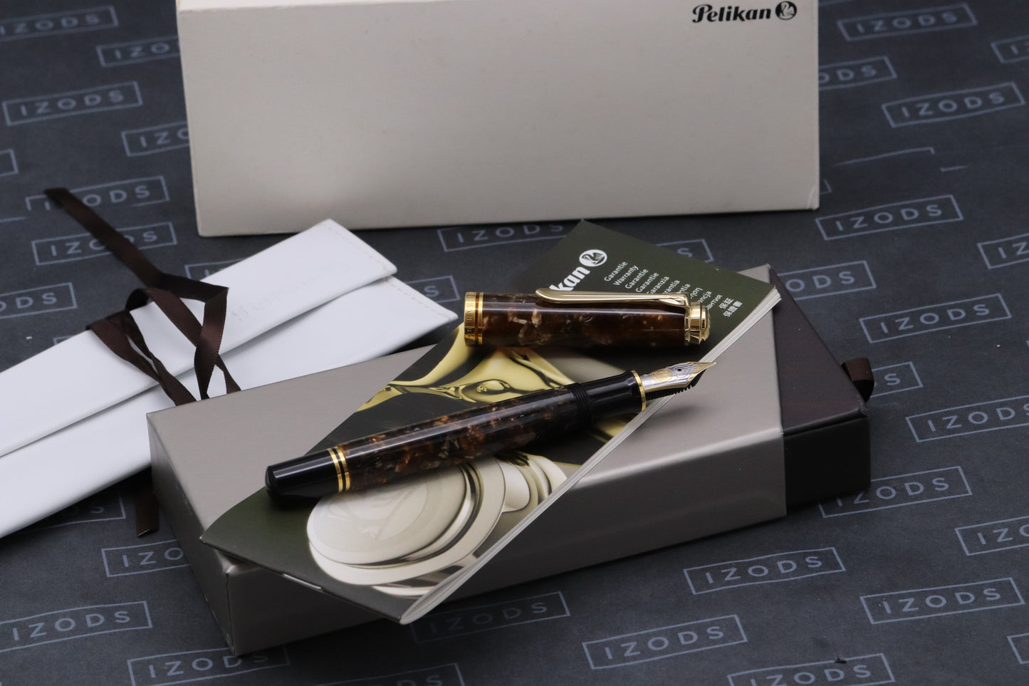 Pelikan Souveran M800 Renaissance Brown Fountain Pen - UNUSED - EF Nib
