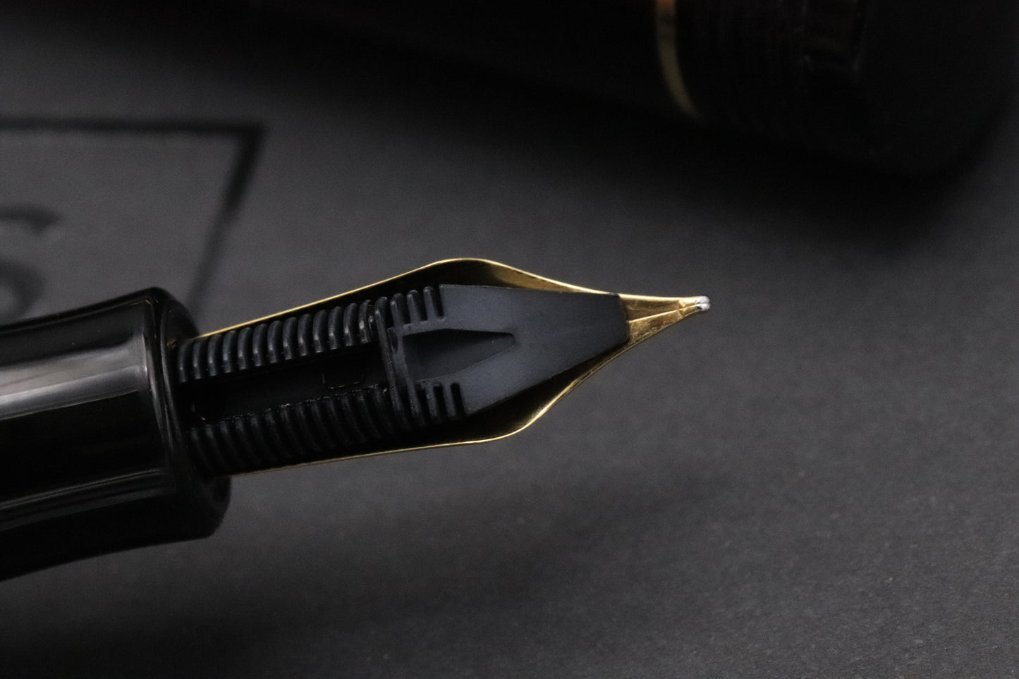 Conway Stewart Churchill Black Fountain Pen