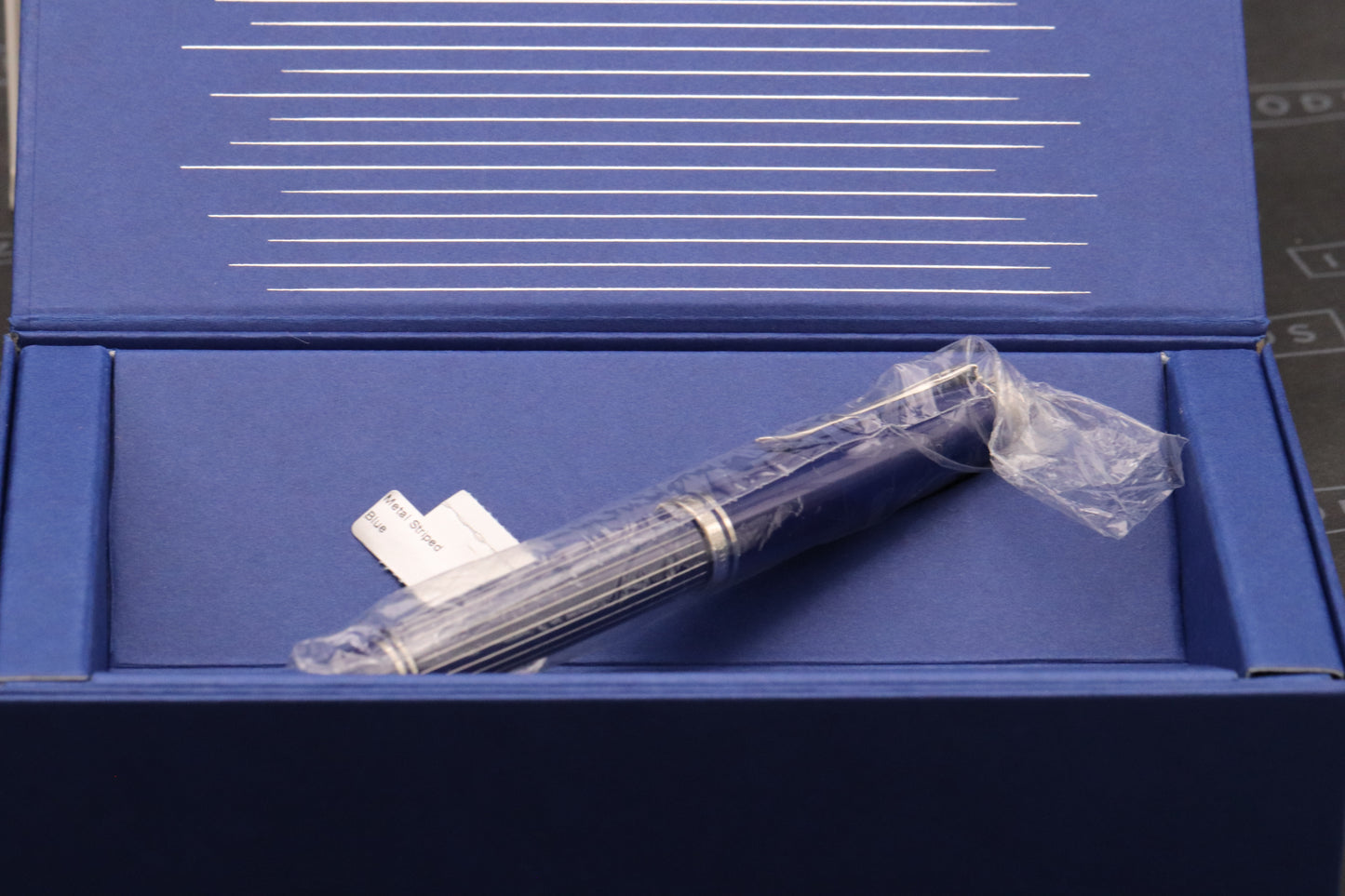 Pelikan Souveran M815 Metal Striped Blue Fountain Pen - DIPPED - Fine Nib