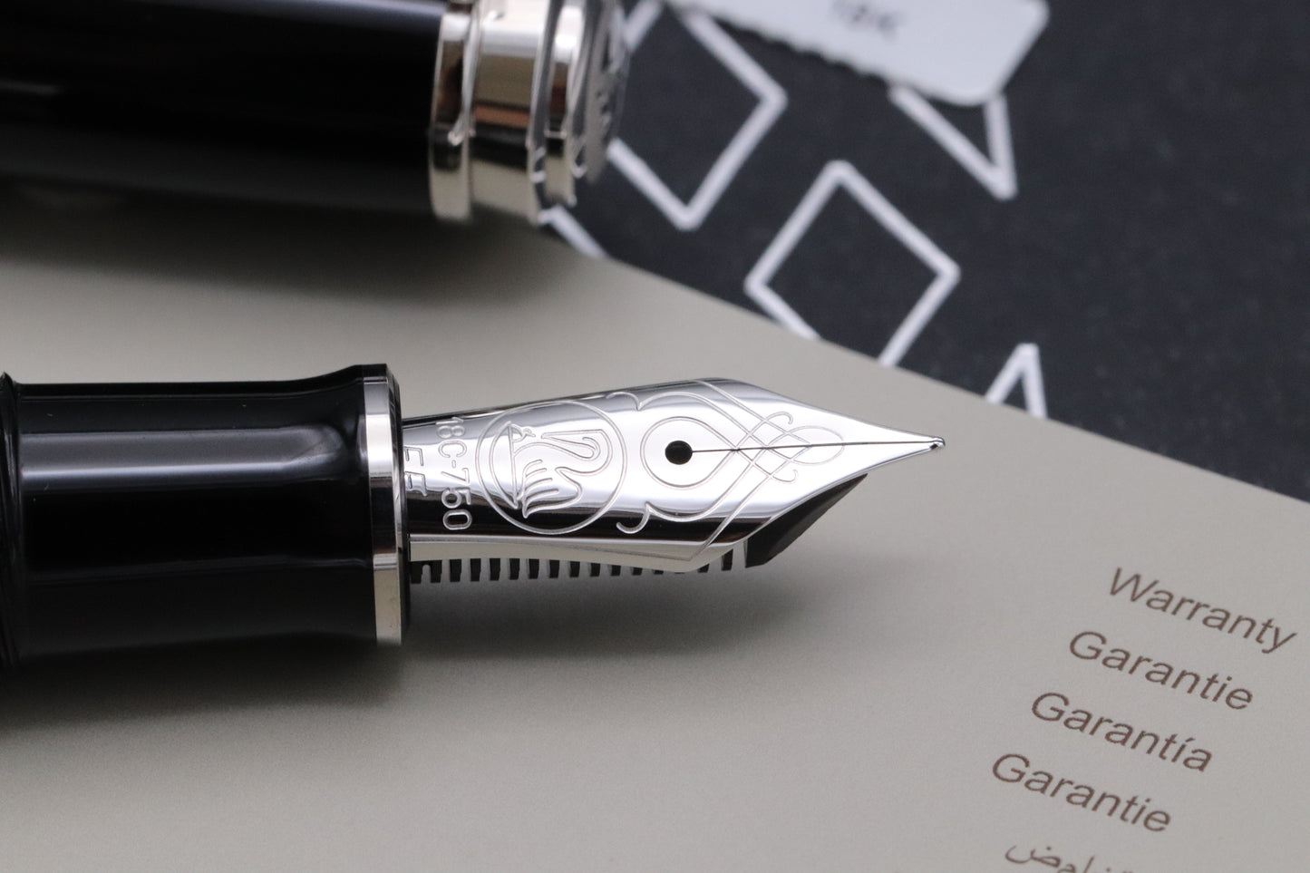 Pelikan Souveran M805 Metal Sleeve Fountain Pen - DIPPED - EF Nib