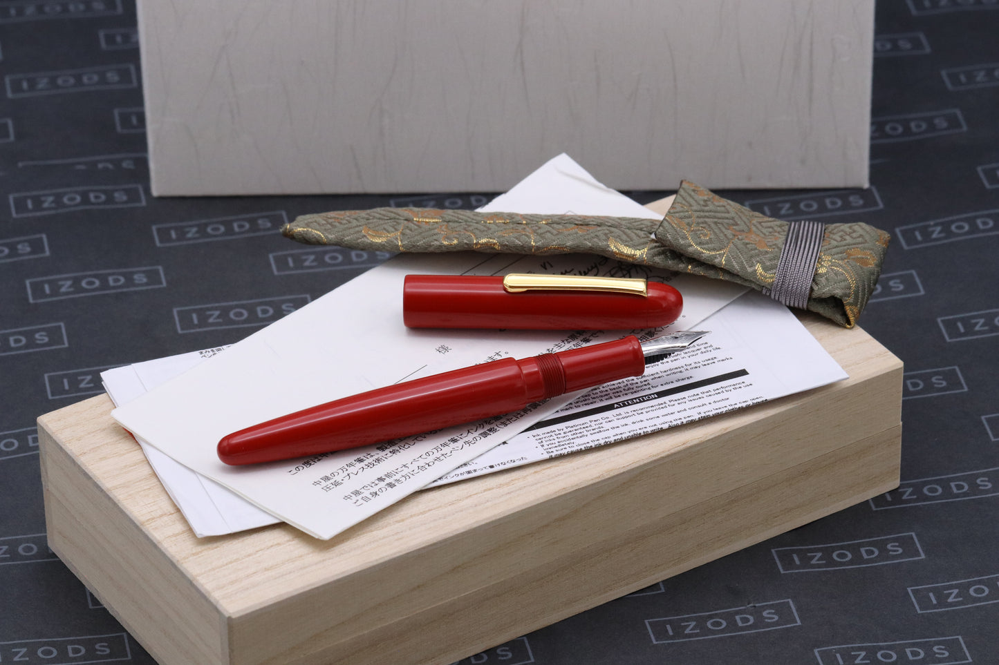 Nakaya Long Writer Shu Fountain Pen - DIPPED - Medium Nib