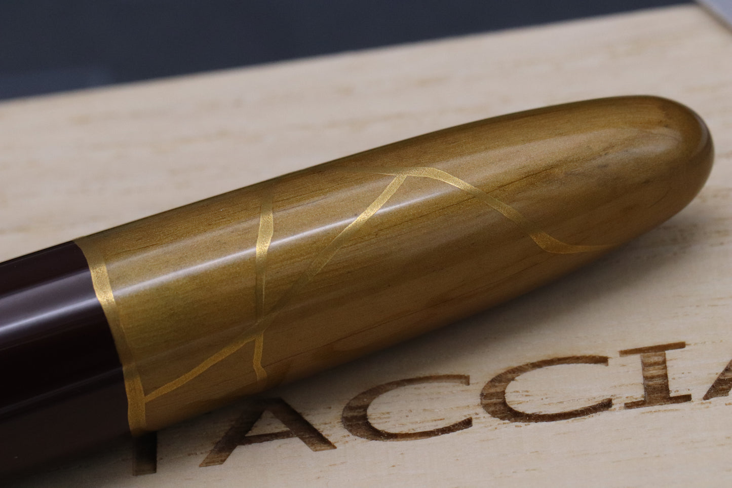 Taccia Kin-tsugi Azukinezu Urushi LE50 Fountain Pen - DIPPED