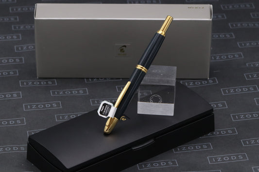 Pilot Capless Grey Gold Fountain Pen - 18k Medium Nib