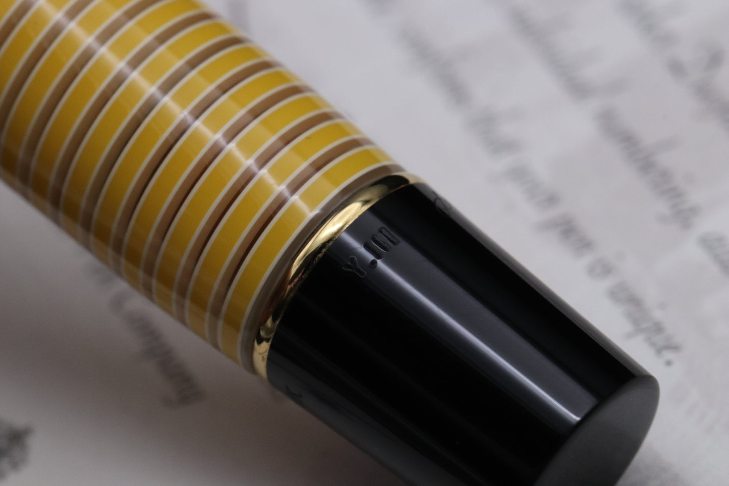 Parker Duofold Centennial 'Bumblebee' Limited Edition Fountain Pen - UNUSED