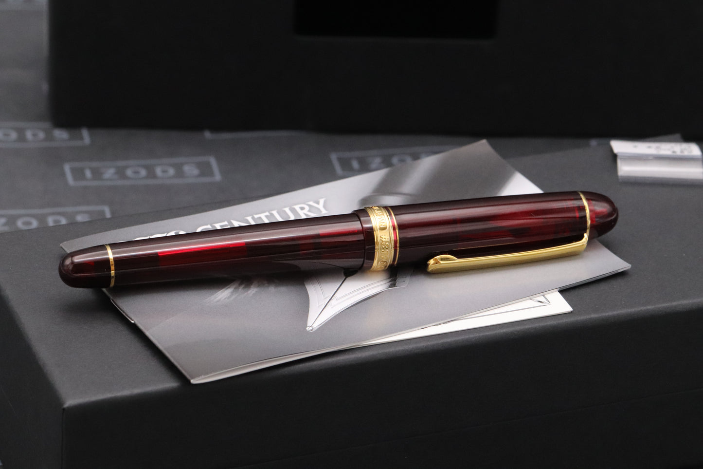 Platinum 3776 Bourgogne Red Fountain Pen - M Nib - UNUSED