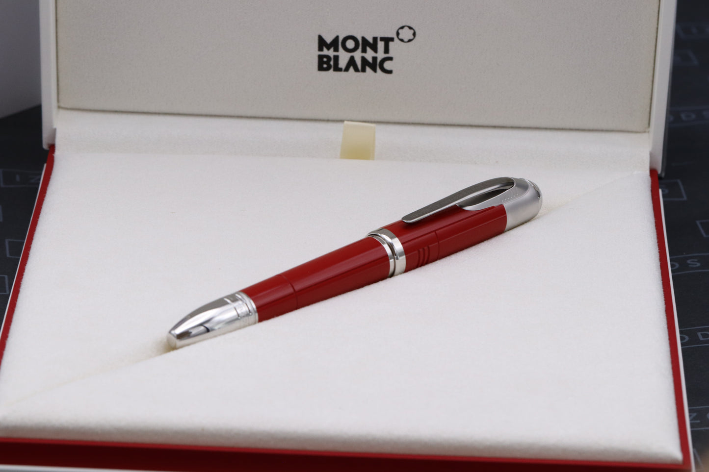 Montblanc Great Characters Enzo Ferrari Special Edition Fountain Pen - UNUSED - Fine Nib