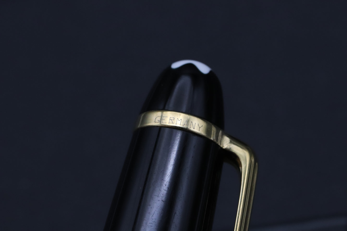 Montblanc Meisterstuck 144 Classique Gold Coated Fountain Pen - OM Nib
