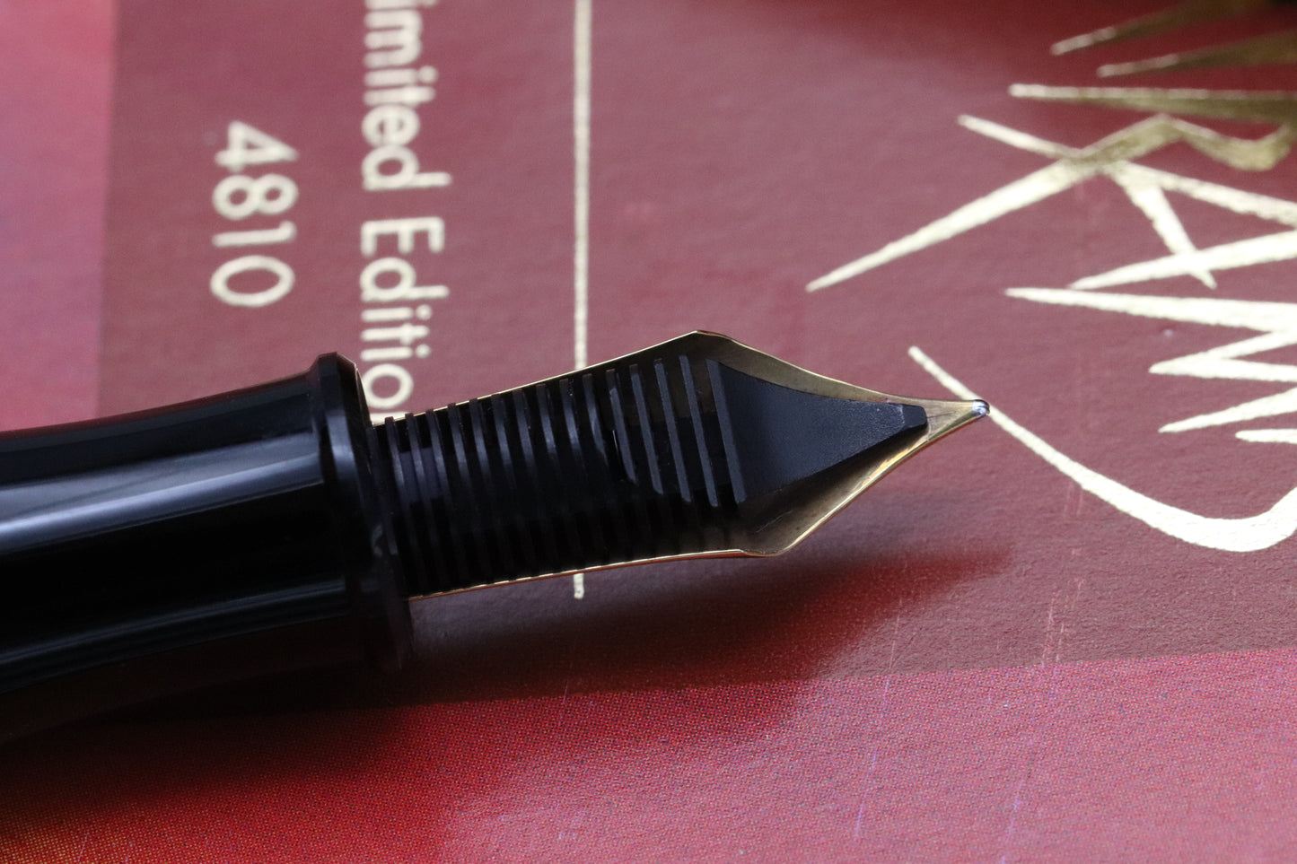 Montblanc Patron of Art 4810 Semiramis Fountain Pen