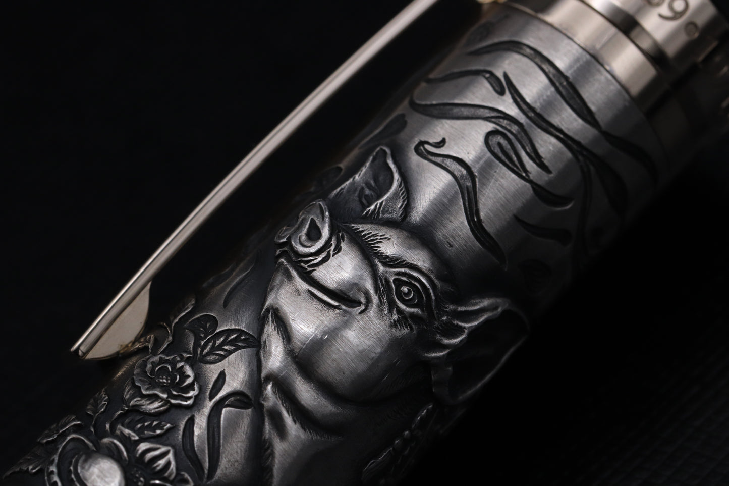 Montblanc Legend of Zodiacs The Pig LE512 Fountain Pen - BB Nib