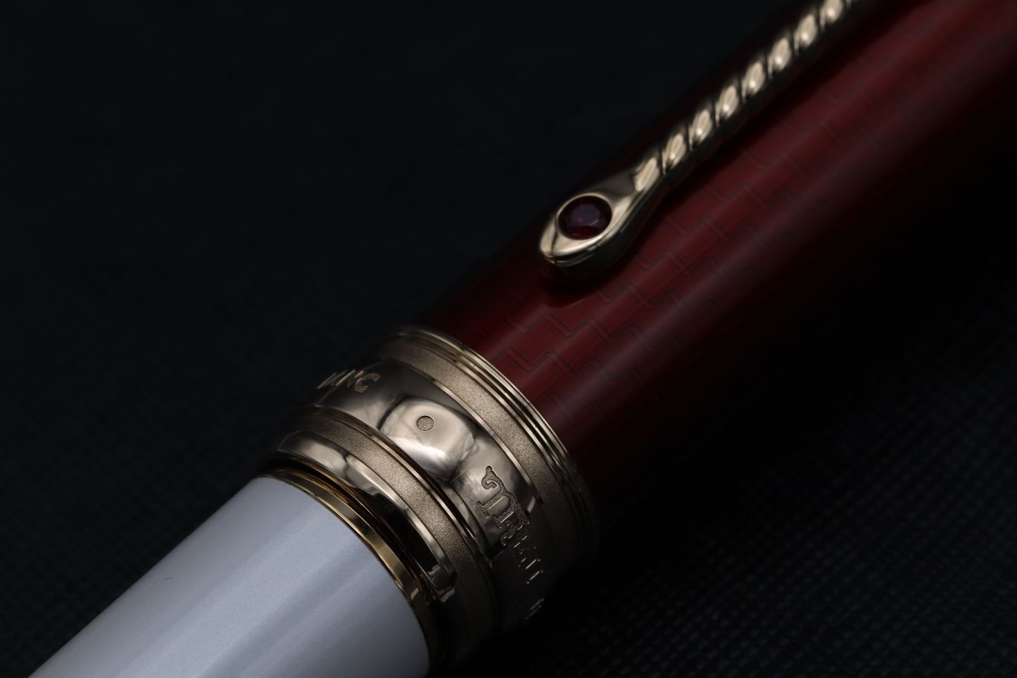 Montblanc Patron of Art Homage to Prince Albert 4810 Fountain Pen – BB Nib