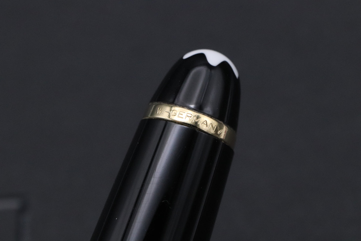 Montblanc Meisterstuck 144 Classique Gold Coated Fountain Pen - Monotone EF Nib