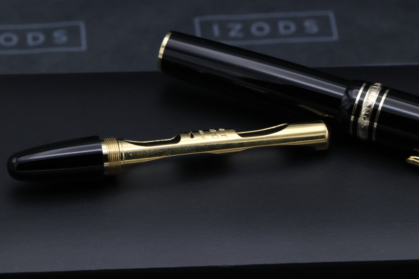 Montblanc Meisterstuck 147 Traveller Gold Coated Fountain Pen