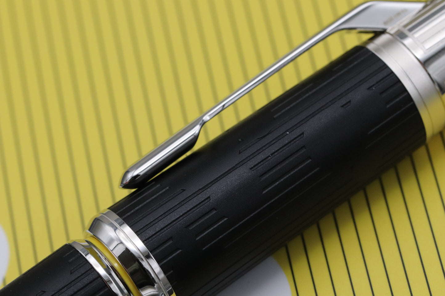Montblanc Great Characters Walt Disney Special Edition Rollerball Pen - UNUSED