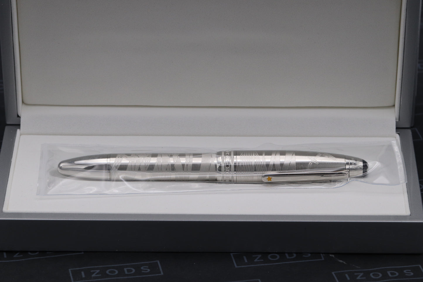 Montblanc Meisterstuck LeGrand Petit Prince Aviator LE943 Fountain Pen - SEALED