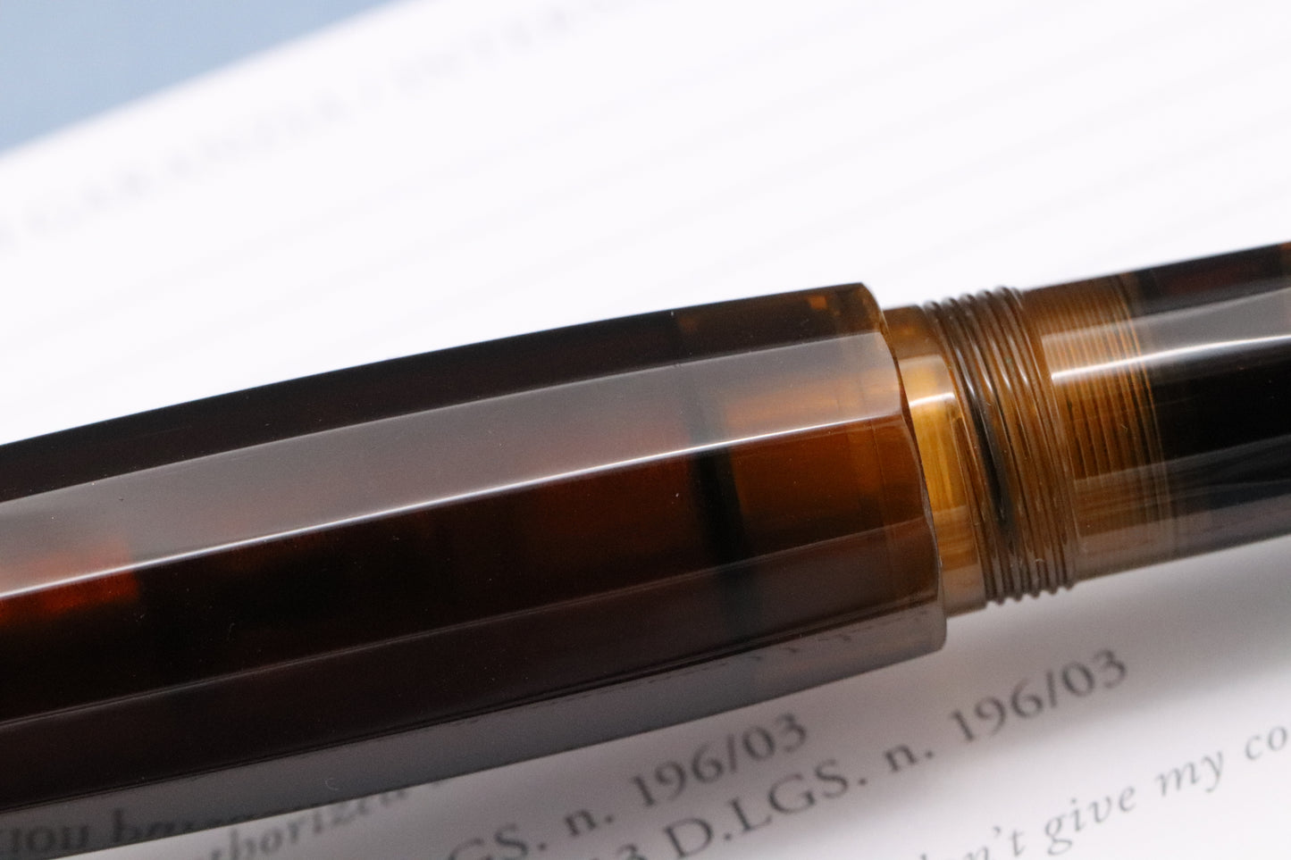 SCRIBO Feel Ambra Fountain Pen - 14k Flex Fine Nib