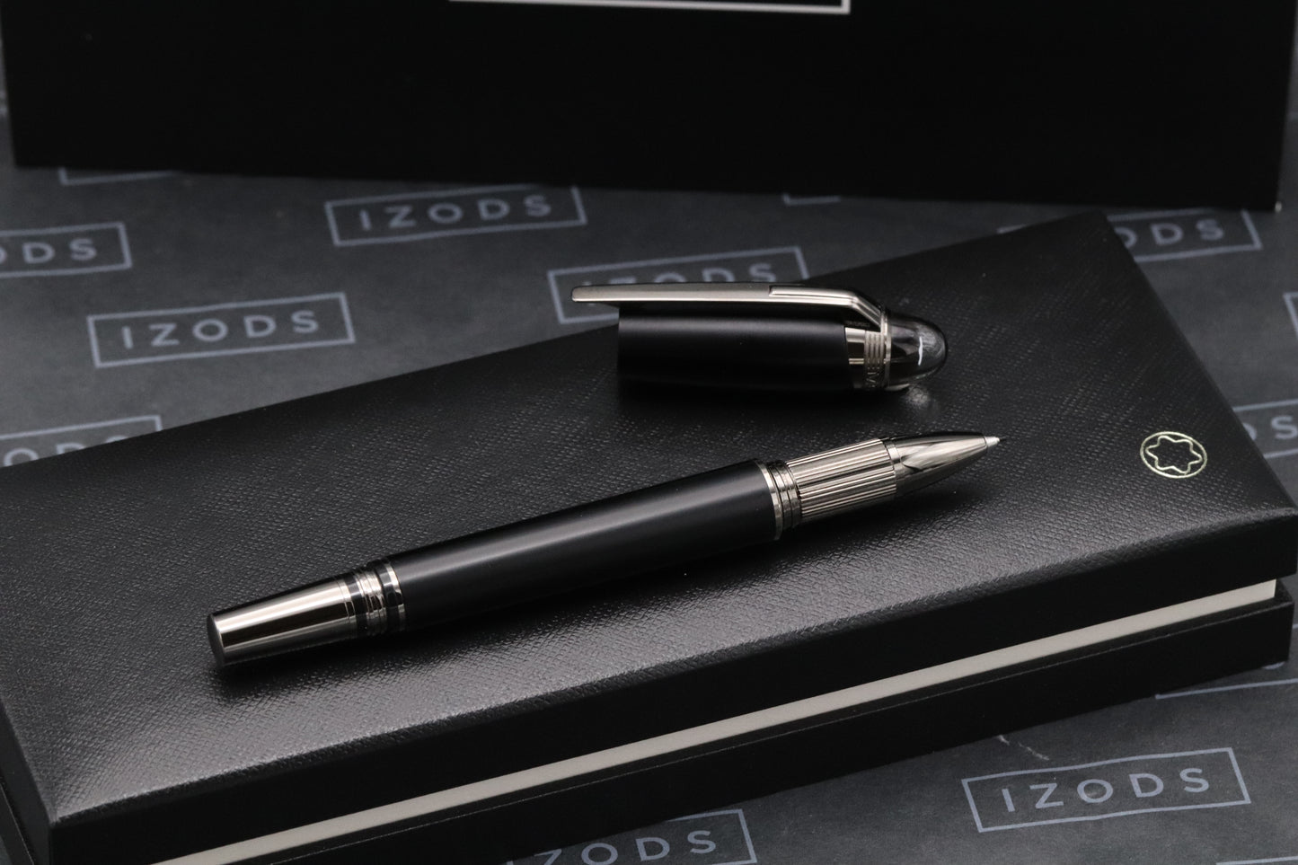 Montblanc Starwalker Ultra Black Rollerball / Fineliner Pen