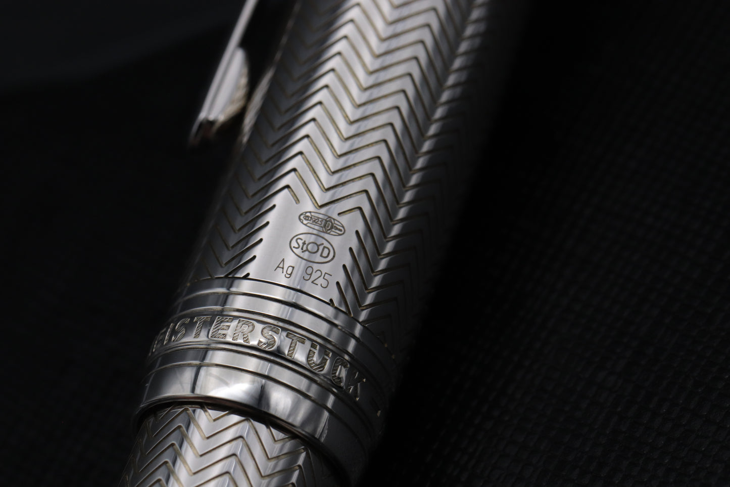 Montblanc Meisterstuck 146 LeGrand Silver Barley Diamond Fountain Pen - BB Nib