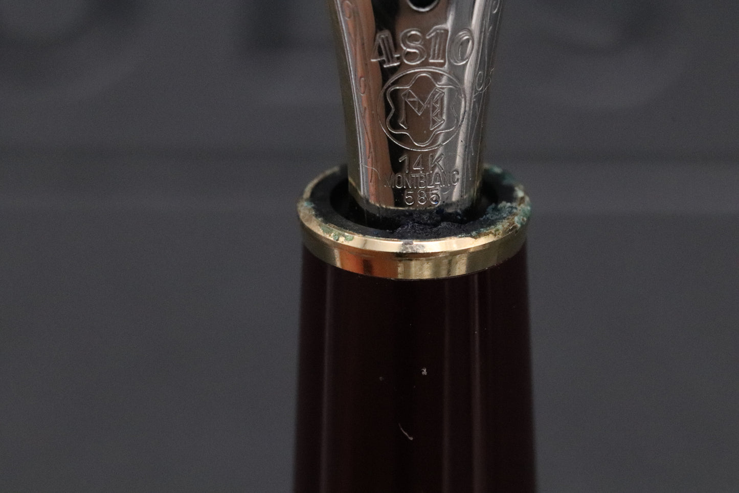 Montblanc Meisterstuck 144 Classique Bordeaux Fountain Pen