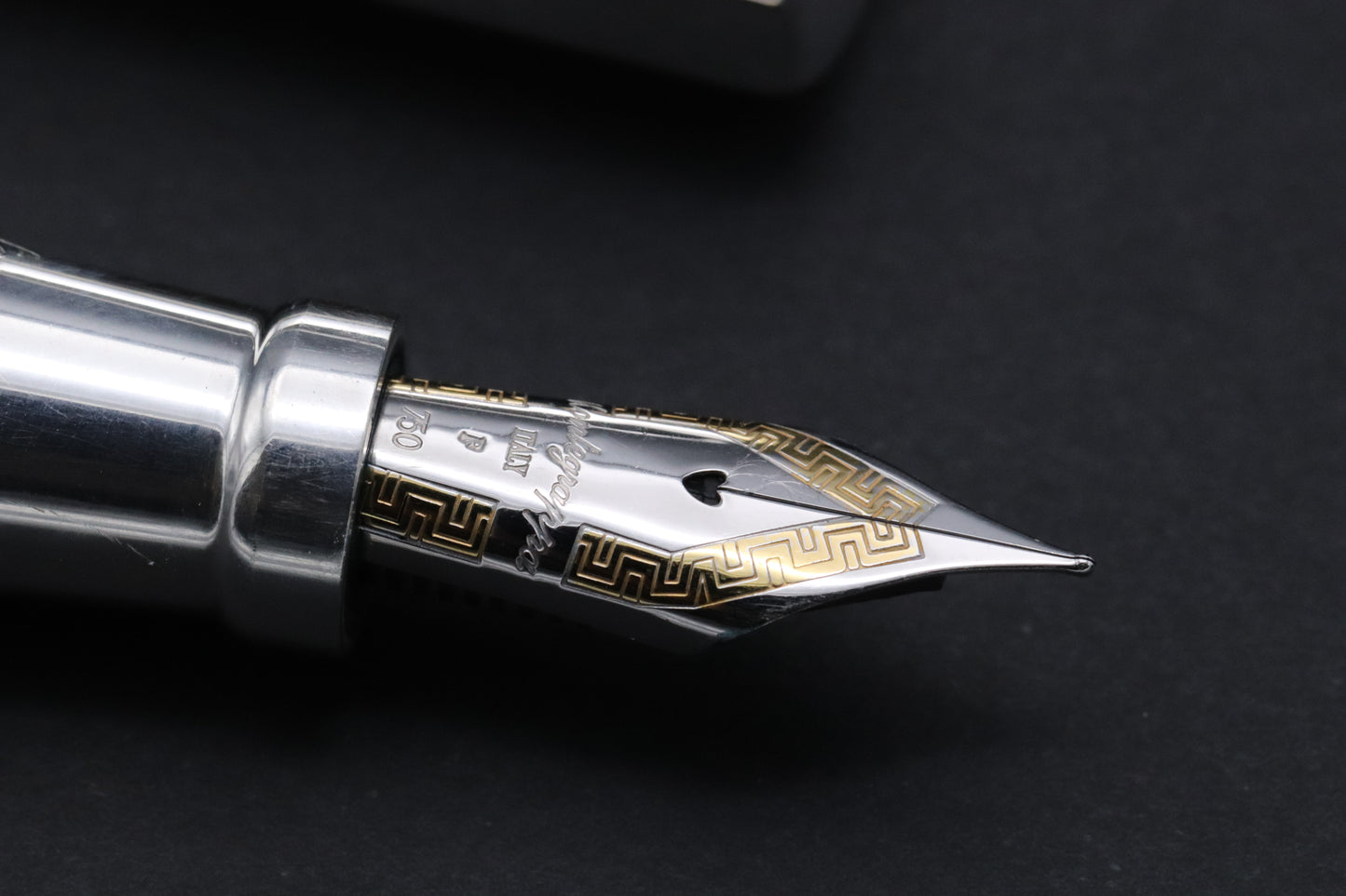 Montegrappa Reminiscence Smooth Faceted Sterling Silver Fountain Pen
