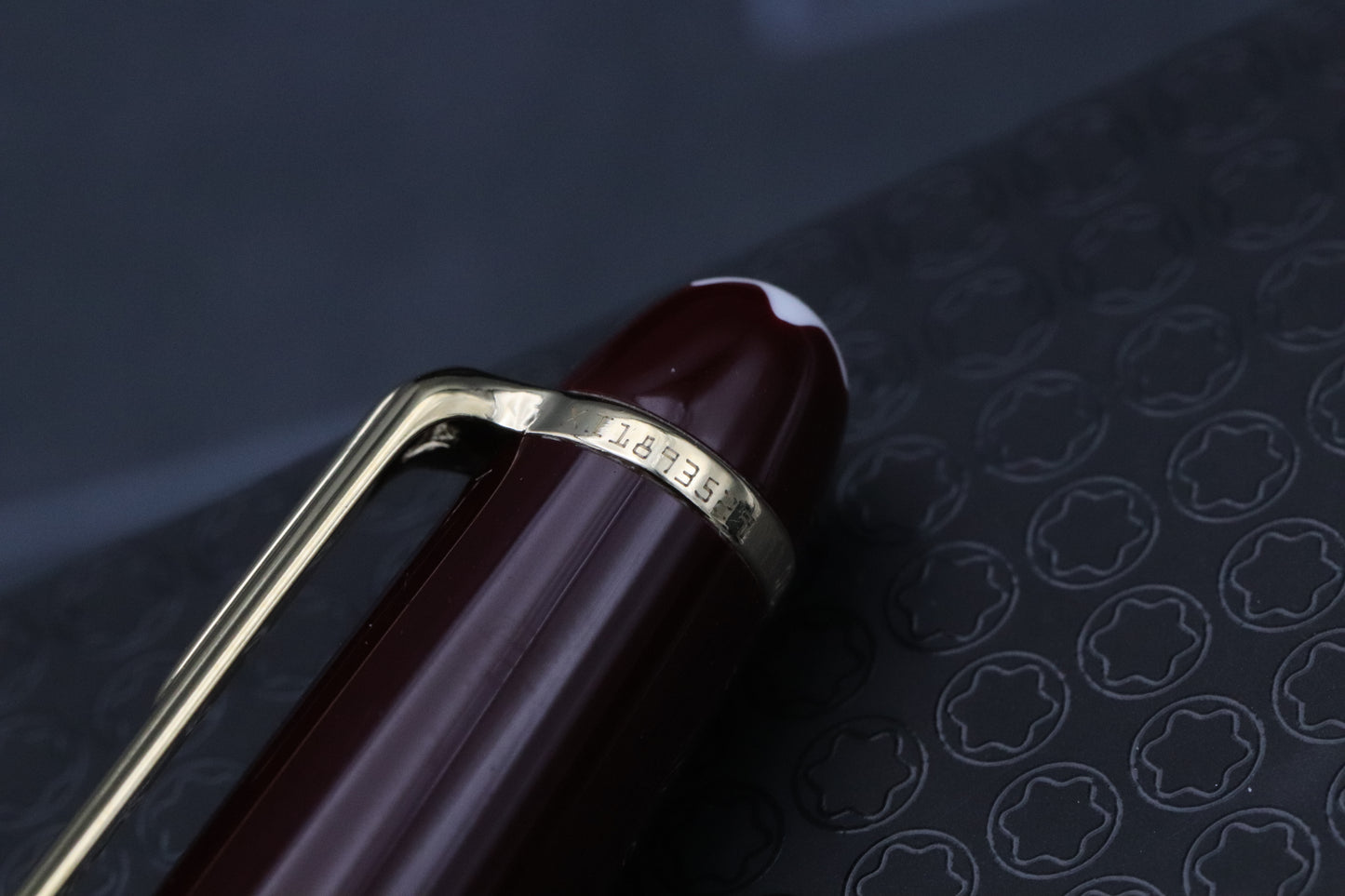 Montblanc Meisterstuck 144 Classique Bordeaux Fountain Pen - EF Nib