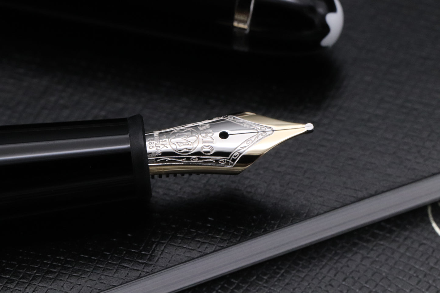 Montblanc Meisterstuck 145 Classique Platinum Coated Fountain Pen - UNUSED
