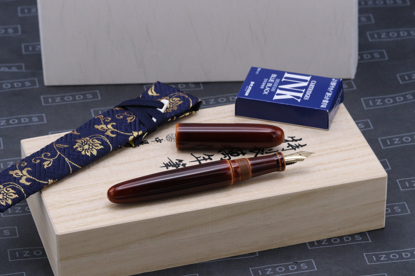 Nakaya D-17mm Portable Cigar Toki-tamenuri Fountain Pen - Soft Fine Nib