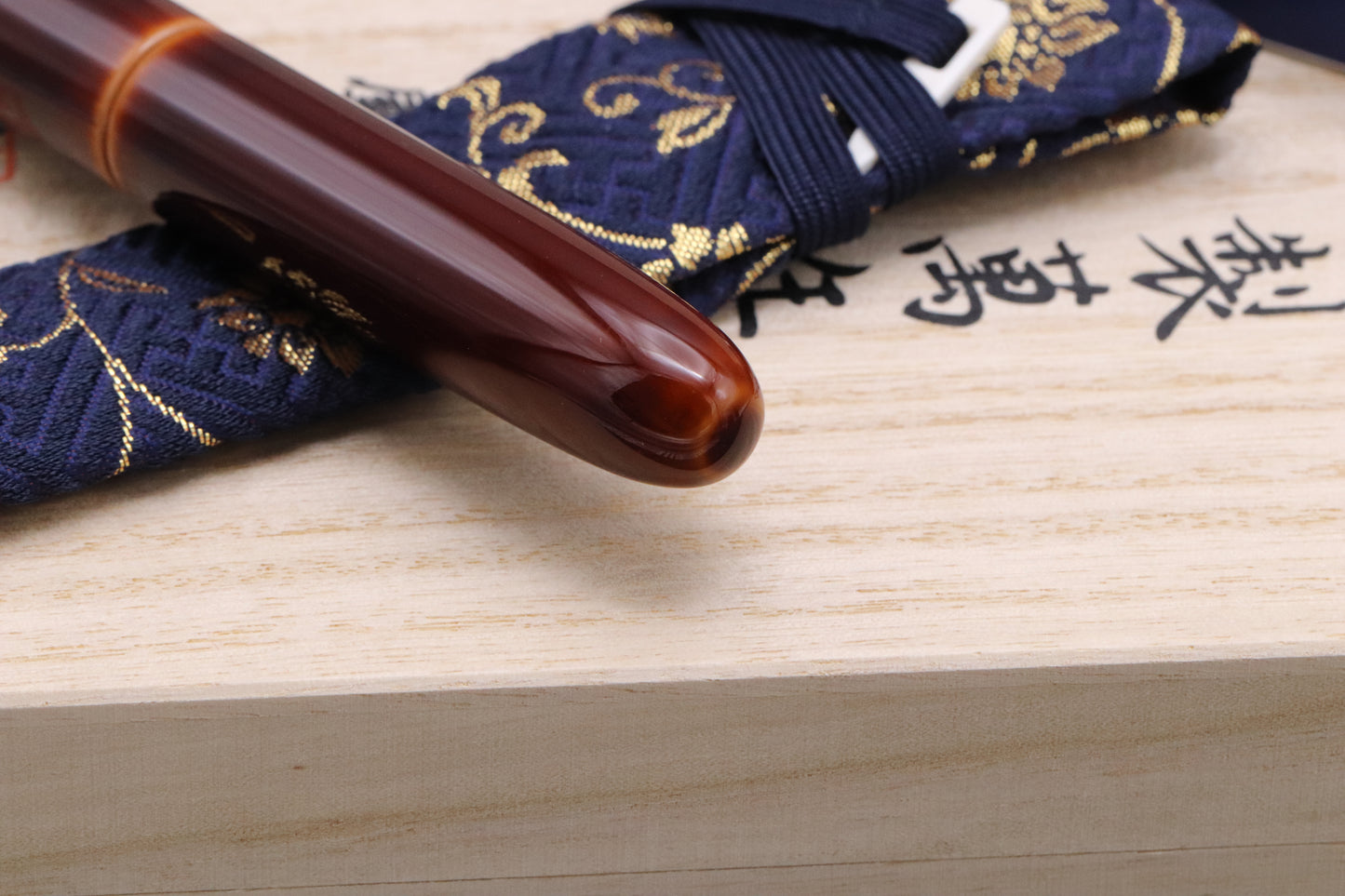 Nakaya D-17mm Portable Cigar Toki-tamenuri Fountain Pen - Soft Fine Nib