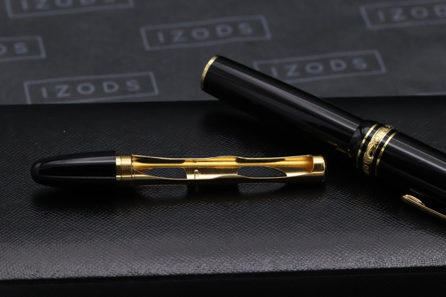 Montblanc Meisterstuck 147 Traveller Gold Coated Fountain Pen