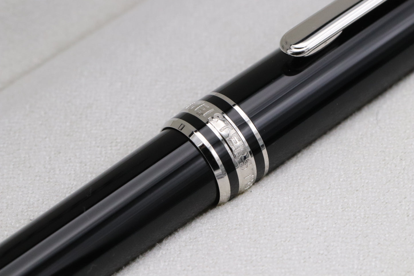 Montblanc Meisterstück 164 Classique Platinum-Coated Ballpoint Pen - UNUSED
