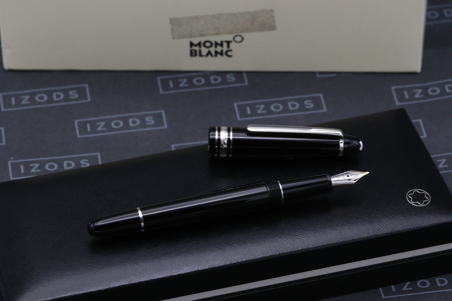 Montblanc Meisterstuck 145 Classique Platinum Coated Fountain Pen