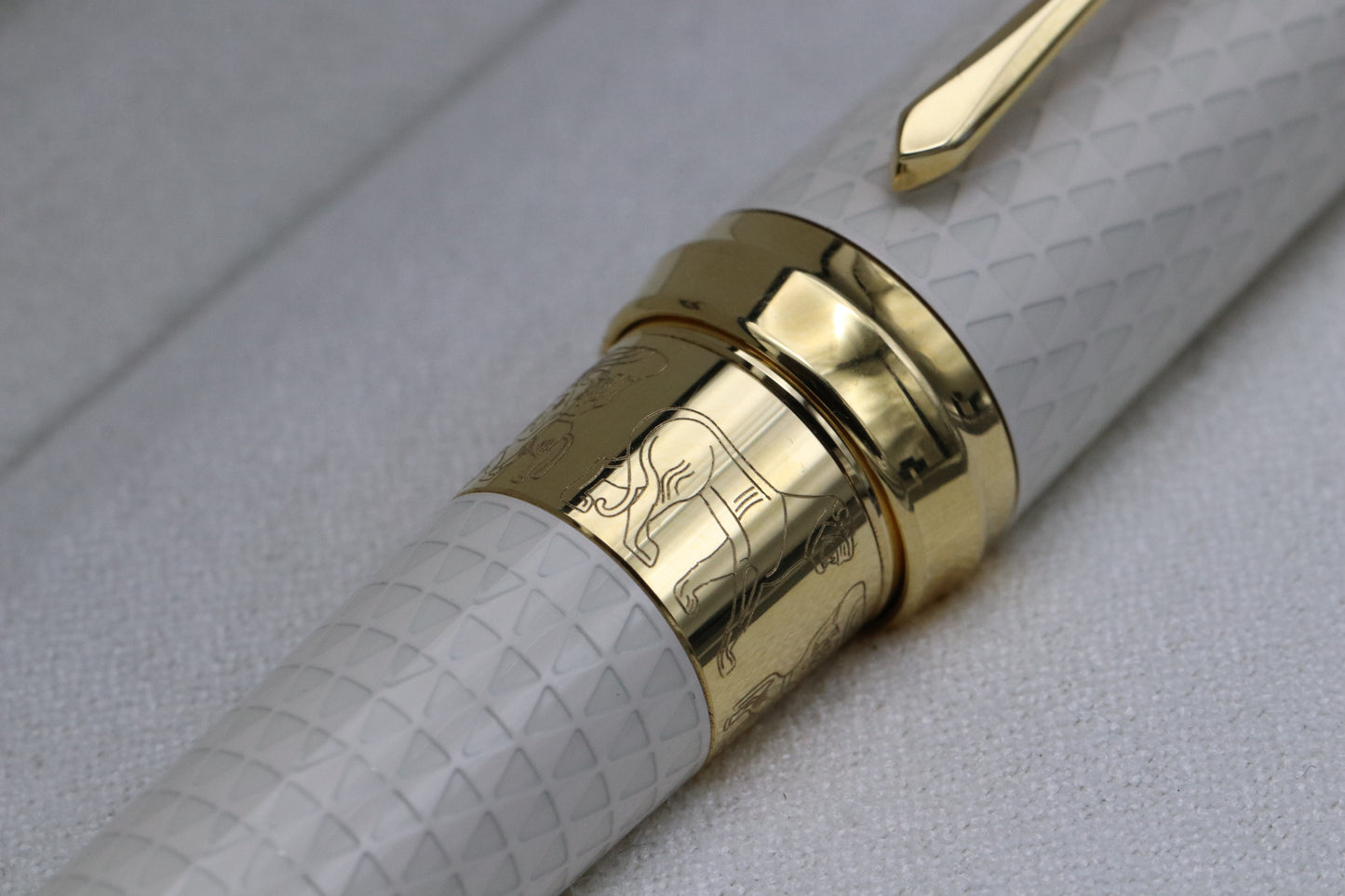 Montblanc Patron of Art Max von Oppenheim 888 Fountain Pen - BB Nib